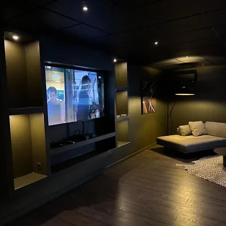 Timebasishotel La 69 Caissargues